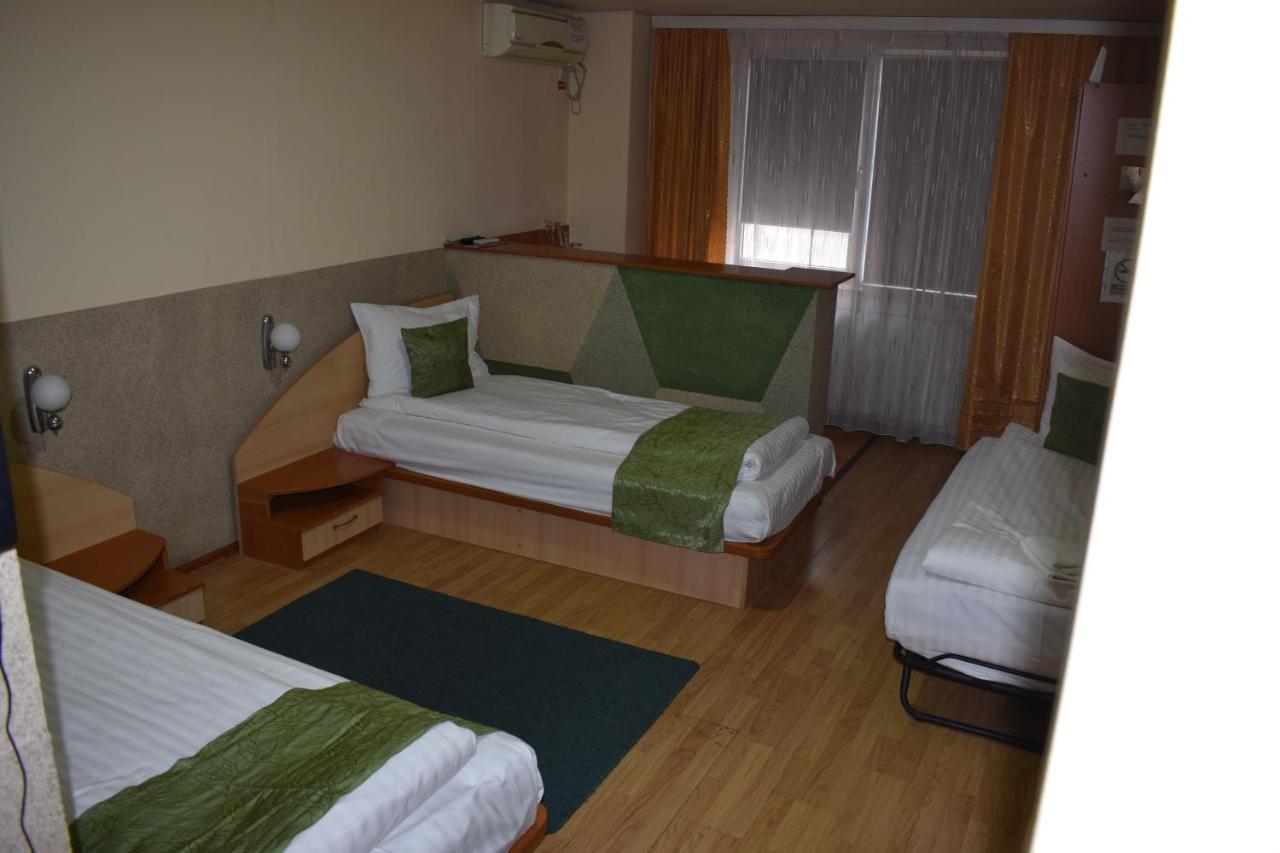 Hotel Zimbru 2*
